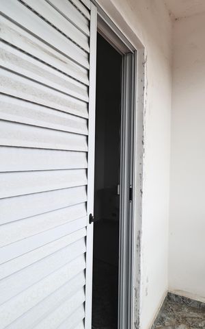 Casa à venda com 181m², 3 quartos e 2 vagas Casa à venda com 181m², 3 quartos e 2 vagasSacada