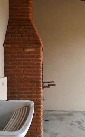 Casa à venda com 181m², 3 quartos e 2 vagas Casa à venda com 181m², 3 quartos e 2 vagasLavanderia