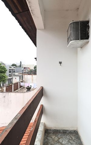 Casa à venda com 181m², 3 quartos e 2 vagas Casa à venda com 181m², 3 quartos e 2 vagasSacada