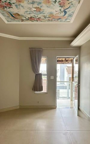 Casa à venda com 338m², 5 quartos e 4 vagas Casa à venda com 338m², 5 quartos e 4 vagassala 2