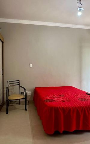 Casa à venda com 338m², 5 quartos e 4 vagas Casa à venda com 338m², 5 quartos e 4 vagasquarto 3