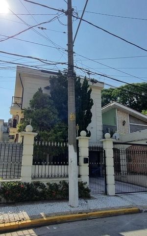 Casa de condomínio à venda com 94m², 3 quartos e 2 vagas Casa de condomínio à venda com 94m², 3 quartos e 2 vagasFachada