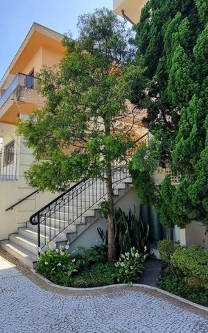 Casa de condomínio à venda com 94m², 3 quartos e 2 vagas Casa de condomínio à venda com 94m², 3 quartos e 2 vagasFachada