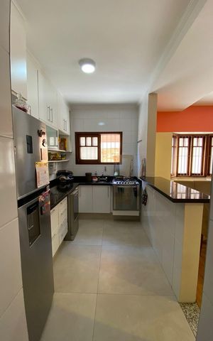 Casa de condomínio à venda com 94m², 3 quartos e 2 vagas Casa de condomínio à venda com 94m², 3 quartos e 2 vagasCozinha
