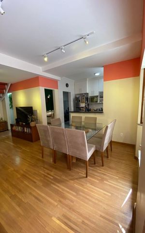 Casa de condomínio à venda com 94m², 3 quartos e 2 vagas Casa de condomínio à venda com 94m², 3 quartos e 2 vagasSala