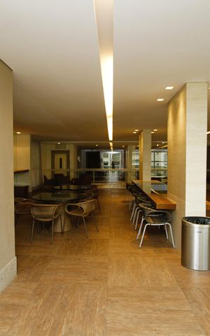 Apartamento para alugar com 274m², 4 quartos e 5 vagasÁrea comum - Salão de festas