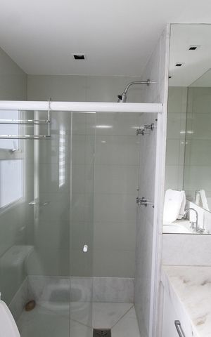 Apartamento para alugar com 274m², 4 quartos e 5 vagasBanheiro do Quarto 3