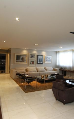Apartamento para alugar com 274m², 4 quartos e 5 vagasSala