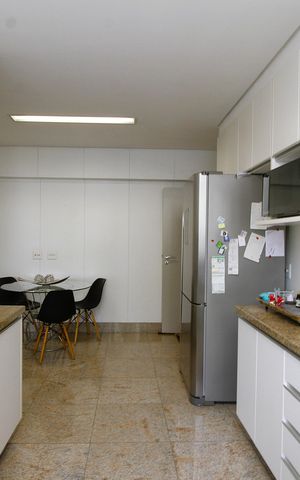 Apartamento para alugar com 274m², 4 quartos e 5 vagasCozinha