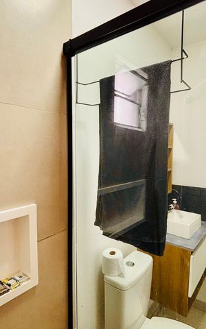 Casa para alugar com 20m², 1 quarto e sem vaga Casa para alugar com 20m², 1 quarto e sem vagaBanheiro
