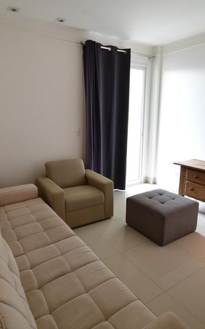 Apartamento para alugar com 70m², 2 quartos e 2 vagasSala