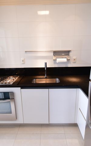 Apartamento para alugar com 70m², 2 quartos e 2 vagasCozinha