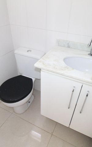Apartamento para alugar com 55m², 2 quartos e 1 vagaBanheiro