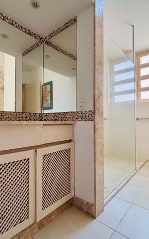 Apartamento para alugar com 348m², 5 quartos e 1 vaga Apartamento para alugar com 348m², 5 quartos e 1 vagaBanheiro Social 2