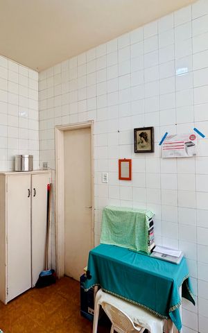 Apartamento para alugar com 348m², 5 quartos e 1 vaga Apartamento para alugar com 348m², 5 quartos e 1 vagaÁrea de serviço