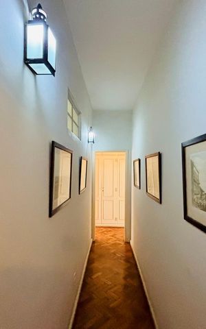 Apartamento para alugar com 348m², 5 quartos e 1 vaga Apartamento para alugar com 348m², 5 quartos e 1 vagaCorredor