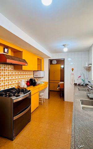 Apartamento para alugar com 348m², 5 quartos e 1 vaga Apartamento para alugar com 348m², 5 quartos e 1 vagaCozinha