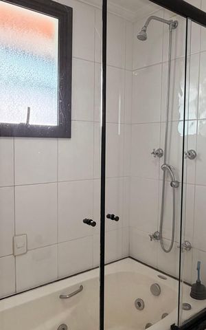 Apartamento à venda com 104m², 3 quartos e 2 vagas Apartamento à venda com 104m², 3 quartos e 2 vagasBanheiro suite