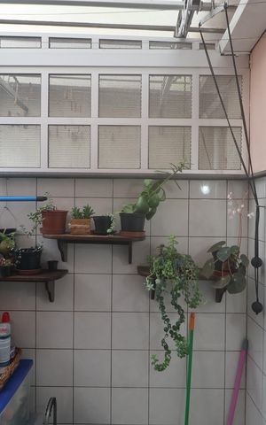 Apartamento à venda com 76m², 2 quartos e 1 vagaÁrea de Serviço