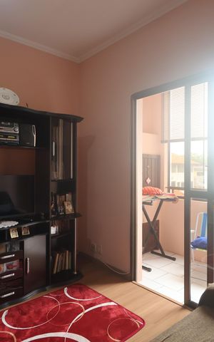 Apartamento à venda com 76m², 2 quartos e 1 vagaSala