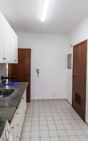 Apartamento para alugar com 120m², 3 quartos e 2 vagas Apartamento para alugar com 120m², 3 quartos e 2 vagasCozinha