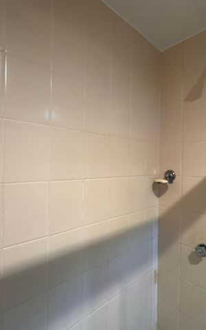 Apartamento à venda com 182m², 3 quartos e 2 vagas Apartamento à venda com 182m², 3 quartos e 2 vagasBanheiro Social