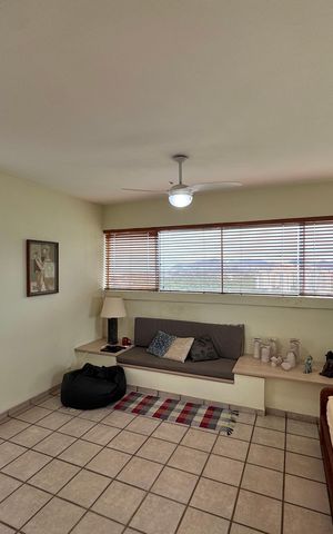 Apartamento à venda com 182m², 3 quartos e 2 vagas Apartamento à venda com 182m², 3 quartos e 2 vagasSala (segundo andar)
