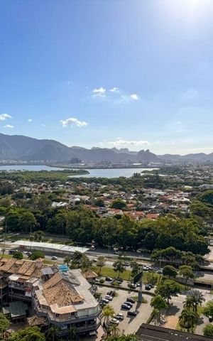 Apartamento à venda com 182m², 3 quartos e 2 vagas Apartamento à venda com 182m², 3 quartos e 2 vagasTerraço - Vista