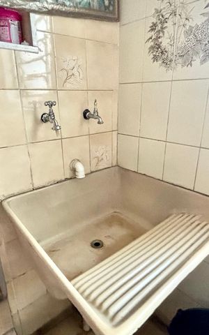 Casa à venda com 300m², 4 quartos e 4 vagas Casa à venda com 300m², 4 quartos e 4 vagasÁrea de Serviço