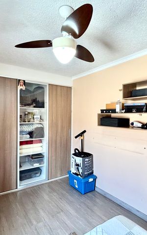 Casa à venda com 300m², 4 quartos e 4 vagas Casa à venda com 300m², 4 quartos e 4 vagasQuarto 3