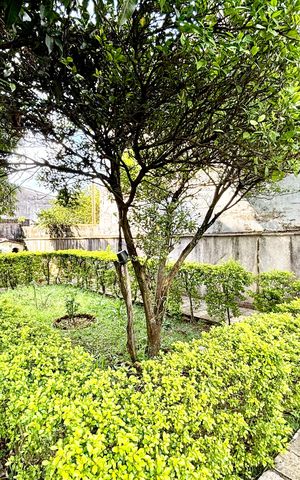 Casa à venda com 300m², 4 quartos e 4 vagas Casa à venda com 300m², 4 quartos e 4 vagasQuintal