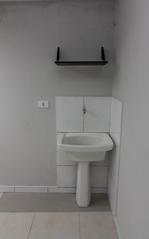 Casa para alugar com 40m², 1 quarto e sem vagaÁrea de Serviço