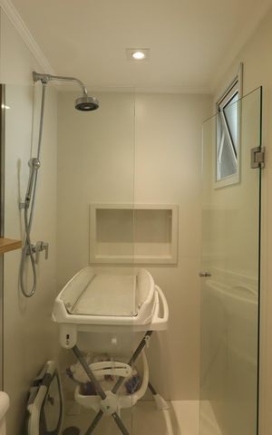 Apartamento à venda com 63m², 2 quartos e 2 vagasBanheiro da Suíte