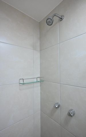 Apartamento para alugar com 69m², 2 quartos e 2 vagasBanheiro