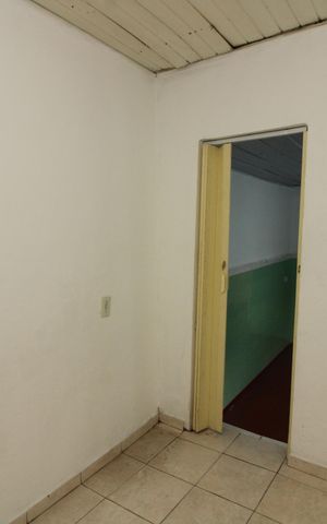 Casa para alugar com 42m², 1 quarto e sem vagaSala