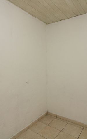 Casa para alugar com 42m², 1 quarto e sem vagaSala