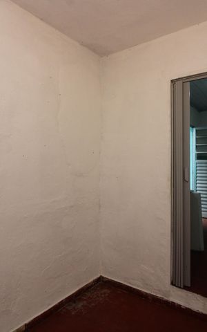 Casa para alugar com 42m², 1 quarto e sem vagaSuíte