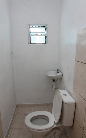 Casa para alugar com 42m², 1 quarto e sem vagaBanheiro da Suíte