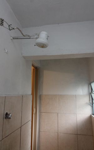 Casa para alugar com 42m², 1 quarto e sem vagaBanheiro da Suíte