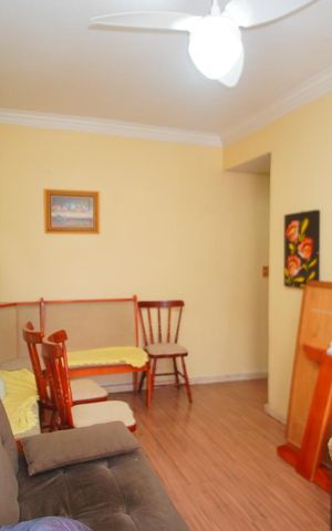 Apartamento à venda com 70m², 2 quartos e 1 vagaSala 
