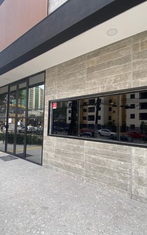 Apartamento para alugar com 39m², 2 quartos e 1 vaga Apartamento para alugar com 39m², 2 quartos e 1 vagaFachada