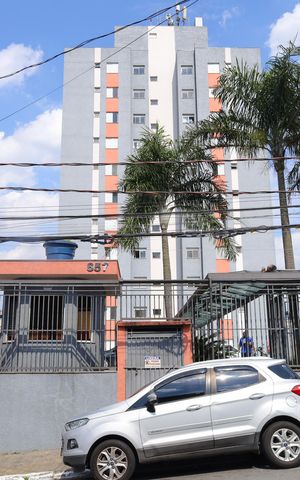 Apartamento à venda com 50m², 2 quartos e 1 vagaFachada - Placa GRANDE instalada na fachada do condomínio, dia 10.10.2026 - Código das placa: KYET-226