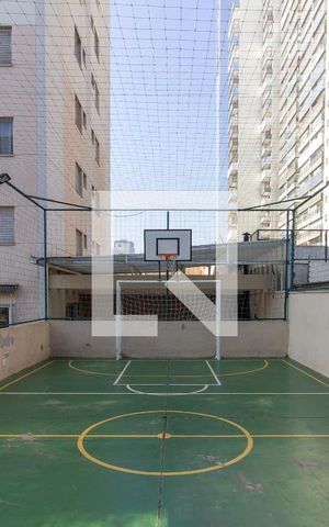 Apartamento à venda com 200m², 4 quartos e 3 vagas Apartamento à venda com 200m², 4 quartos e 3 vagasQuadra Esportiva