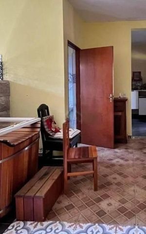 Casa à venda com 300m², 3 quartos e sem vaga