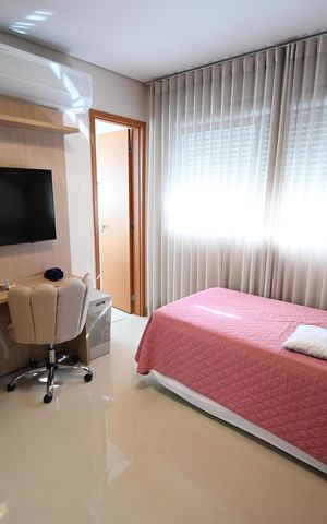Apartamento para alugar com 125m², 3 quartos e 2 vagas Apartamento para alugar com 125m², 3 quartos e 2 vagasSuíte