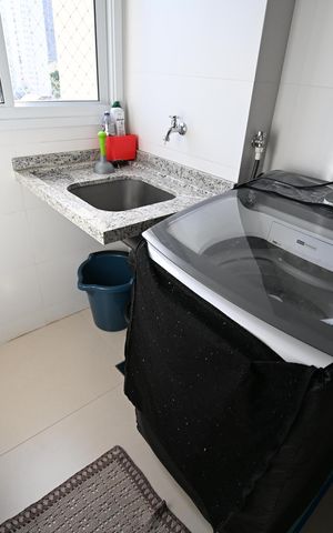 Apartamento para alugar com 125m², 3 quartos e 2 vagas Apartamento para alugar com 125m², 3 quartos e 2 vagasÁrea de serviço