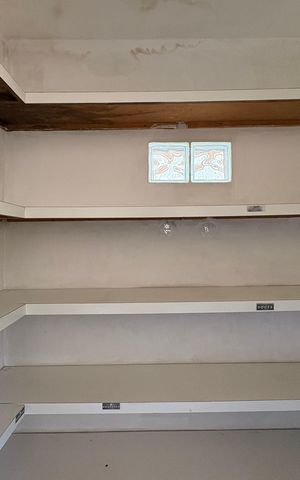Casa para alugar com 150m², 2 quartos e 2 vagas Casa para alugar com 150m², 2 quartos e 2 vagasDespensa