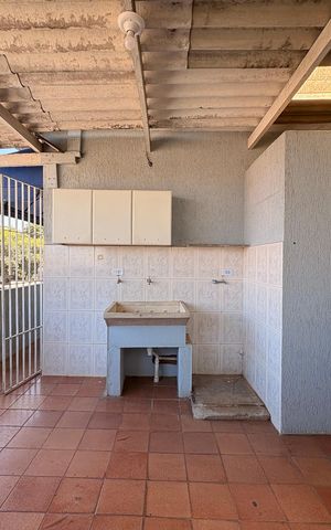 Casa para alugar com 150m², 2 quartos e 2 vagas Casa para alugar com 150m², 2 quartos e 2 vagasLavanderia
