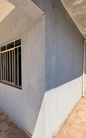 Casa para alugar com 150m², 2 quartos e 2 vagas Casa para alugar com 150m², 2 quartos e 2 vagasQuintal lateral