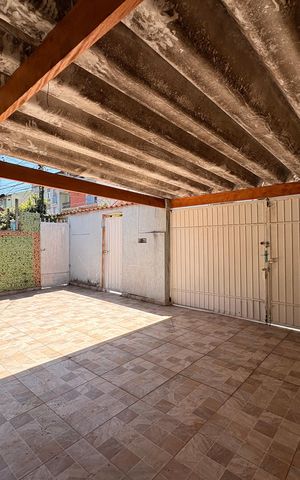 Casa para alugar com 150m², 2 quartos e 2 vagas Casa para alugar com 150m², 2 quartos e 2 vagasGaragem